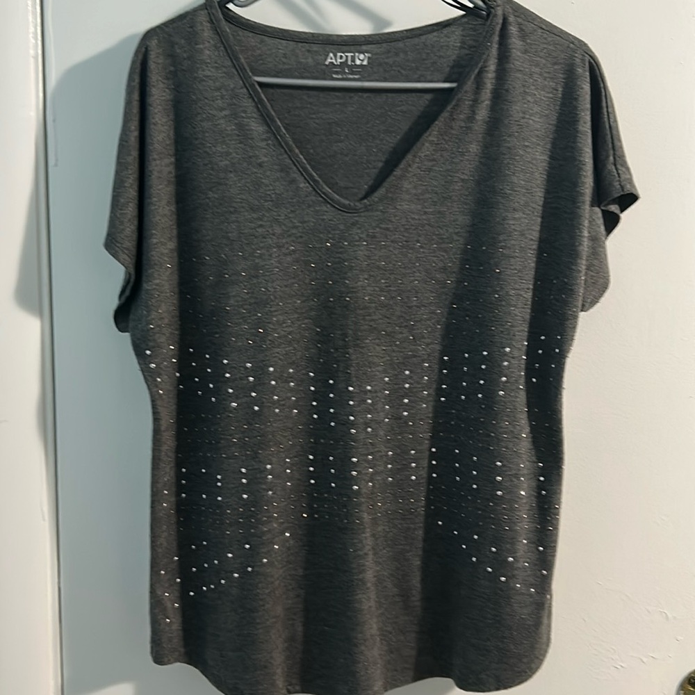 Embellished short sleeve top